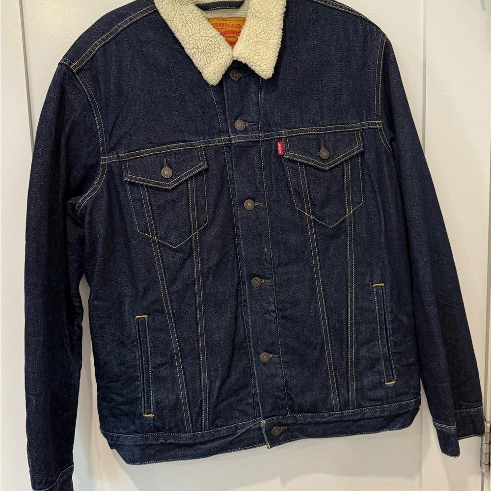 Levi's Men's Denim Jacket with Sherpa Collar - Blue